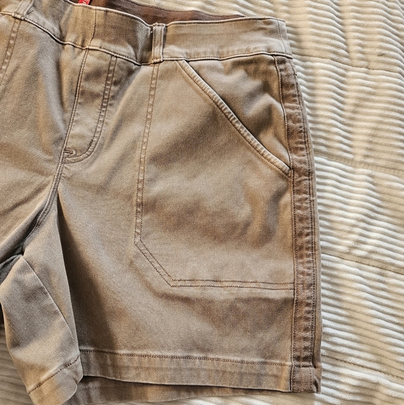 SPANX Brown Casual Shorts Size L - Picture 3 of 7